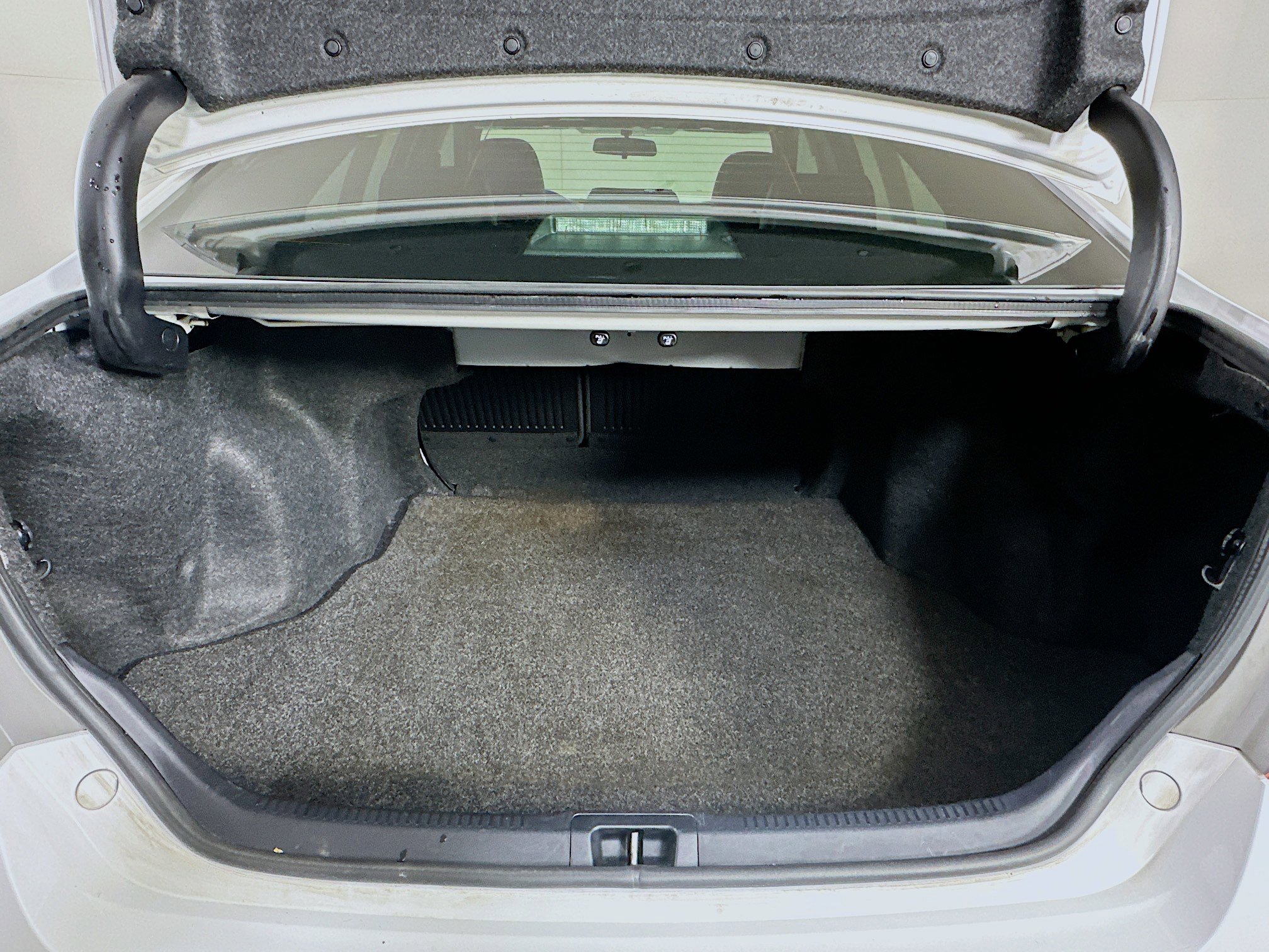 Used 2017 Toyota Camry SE image 26