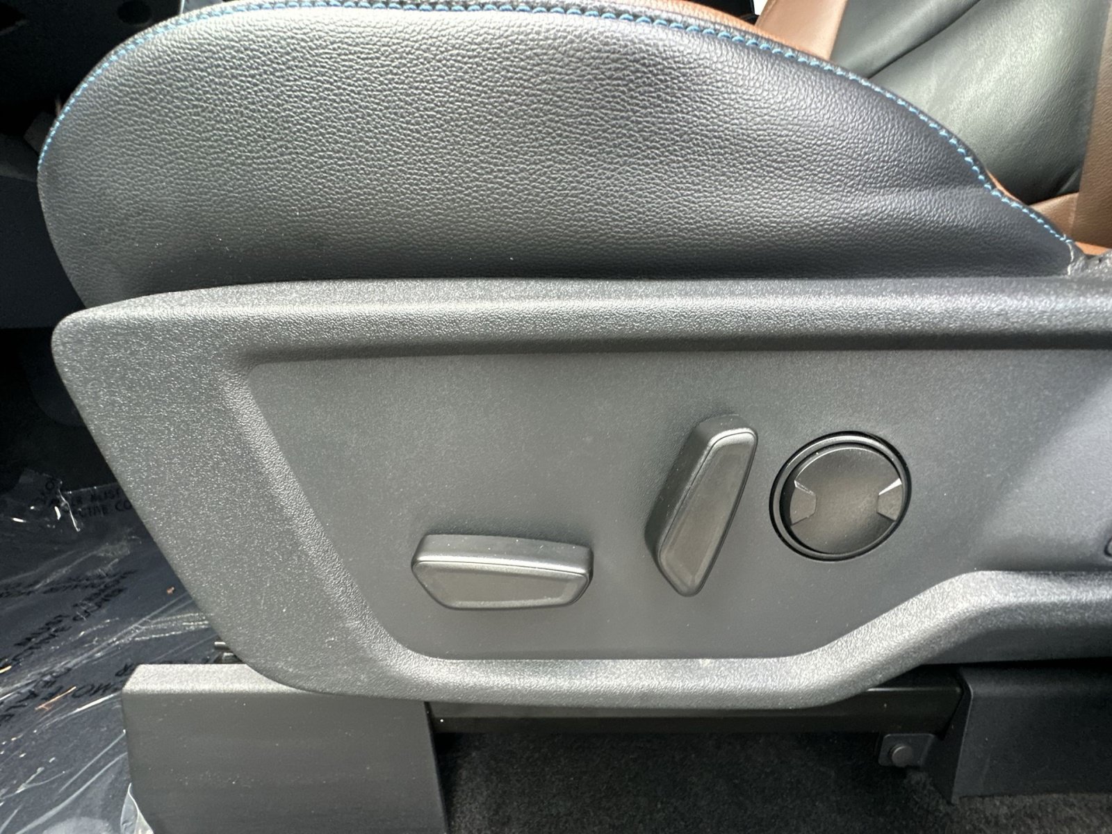 Used 2024 Ford Bronco Outer Banks AWD/4WD image 30