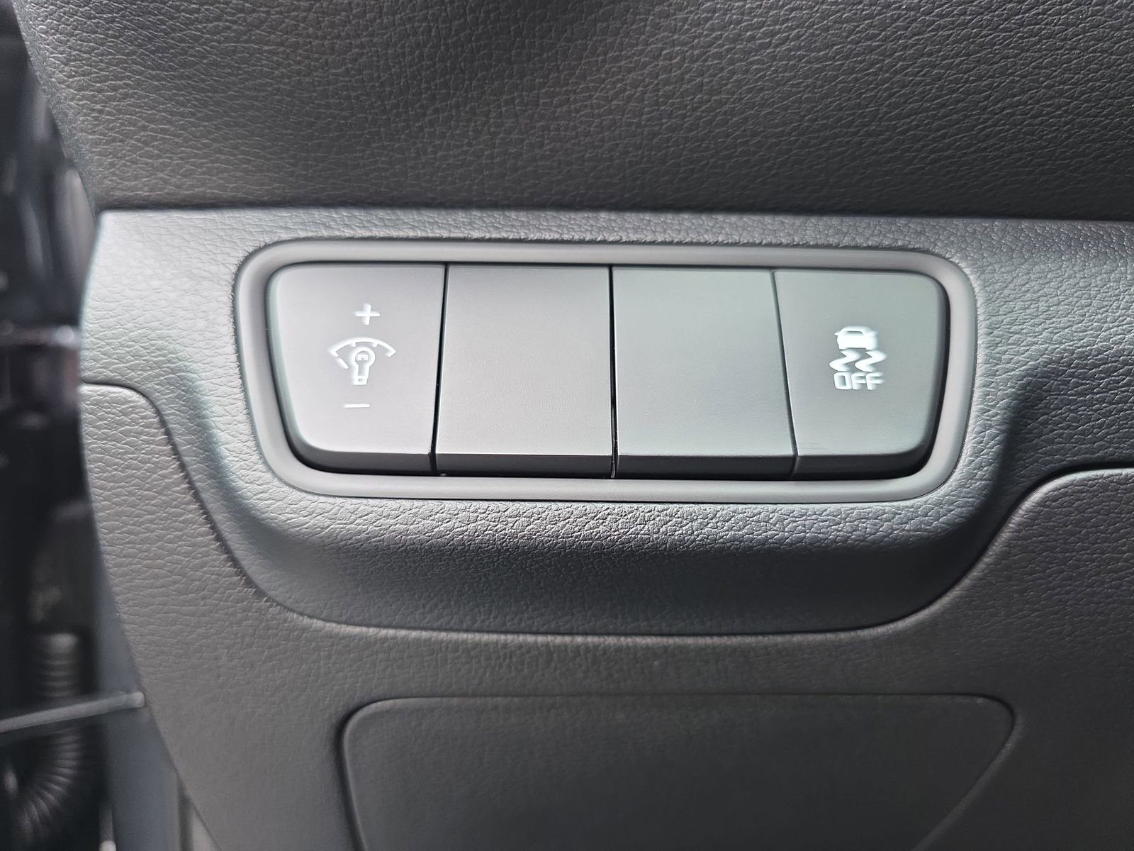 Used 2024 Kia Forte LXS FWD image 25