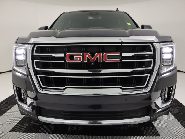 Used 2023 GMC Yukon SLT w/ SLT Luxury Package AWD/4WD image 8