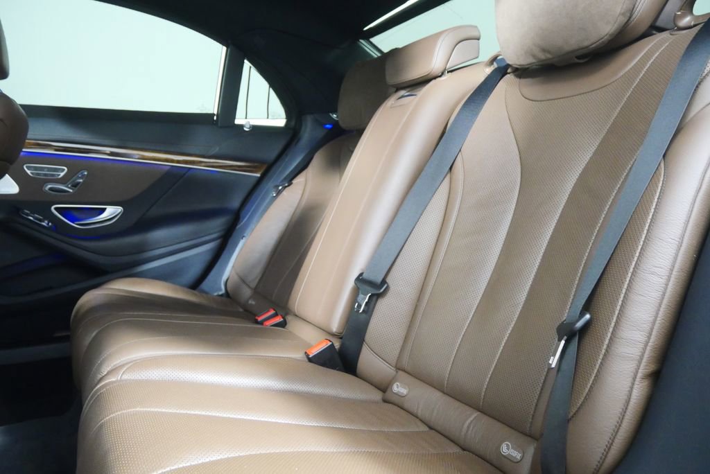 Used 2017 Mercedes-Benz S 550 4MATIC Sedan image 15