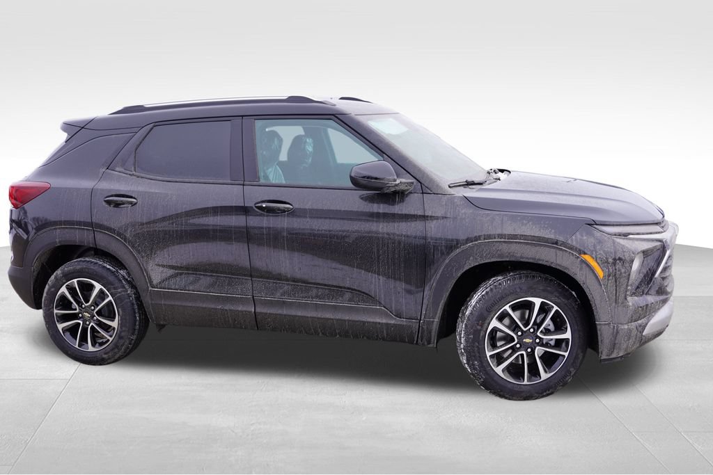 New 2026 Chevrolet TrailBlazer LT w/ Convenience Package AWD/4WD image 3