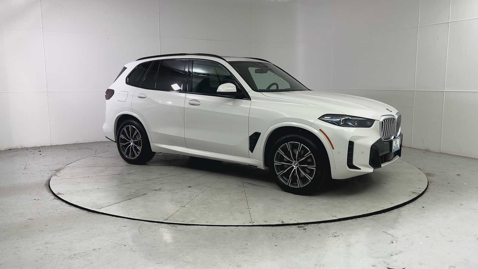 Used 2026 BMW X5 xDrive40i image 8