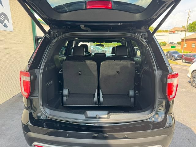 Used 2017 Ford Explorer Limited FWD image 29