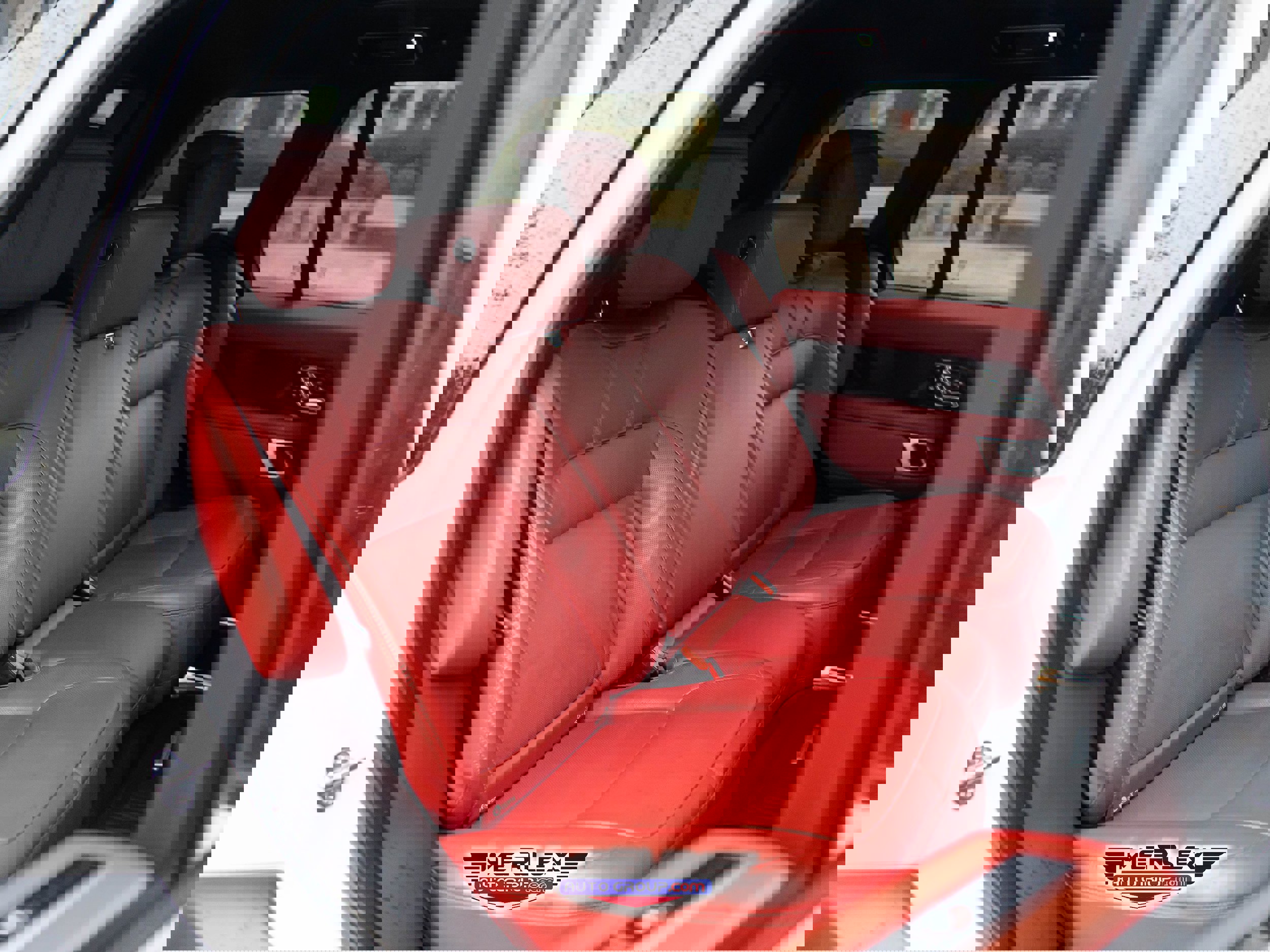 Used 2021 Land Rover Range Rover Autobiography image 18