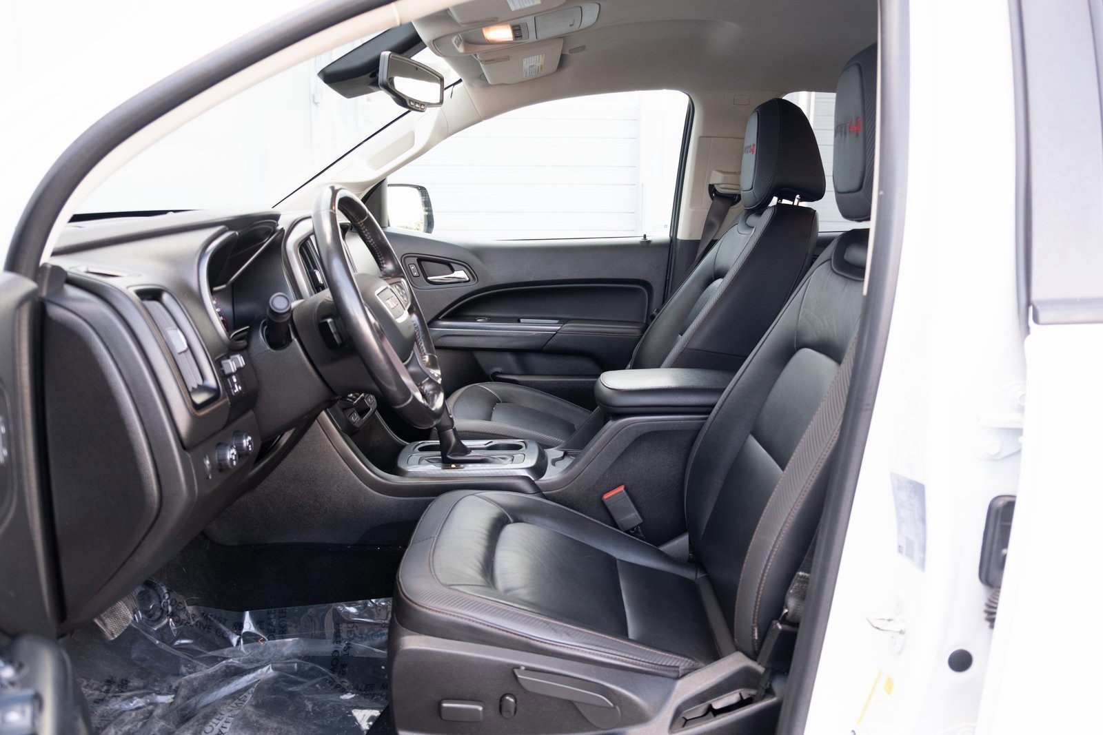 Used 2021 GMC Canyon AT4 image 12