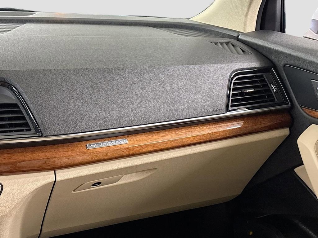 Certified 2023 Audi Q5 2.0T Premium w/ Convenience Package image 21