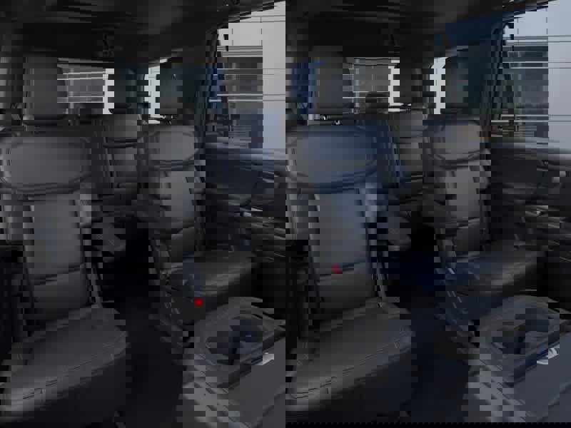 New 2026 Ford Expedition Platinum image 11
