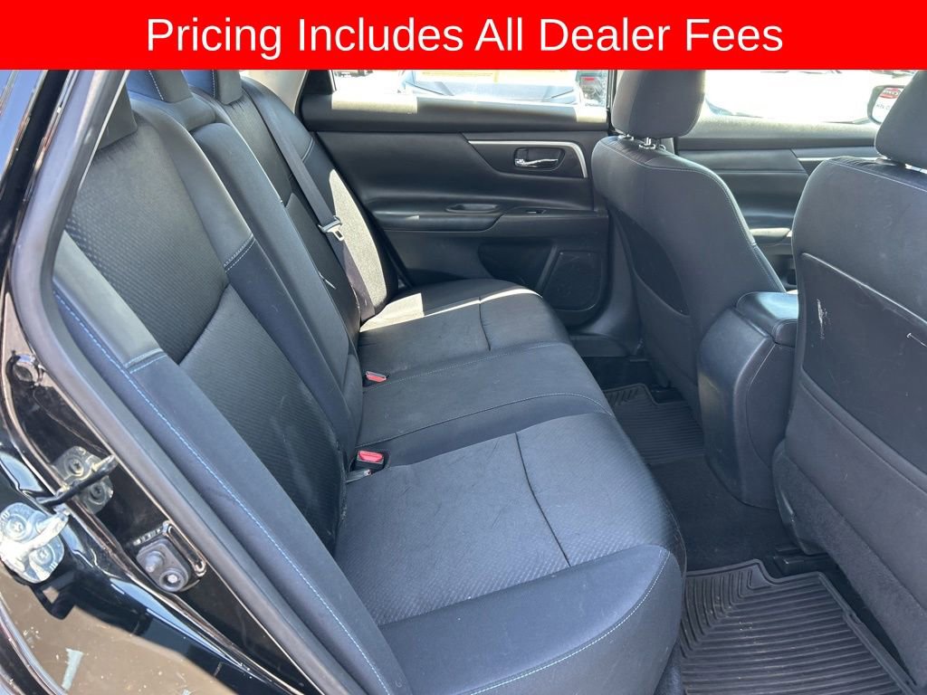 Used 2017 Nissan Altima 2.5 SR w/ Midnight Edition Package FWD image 17