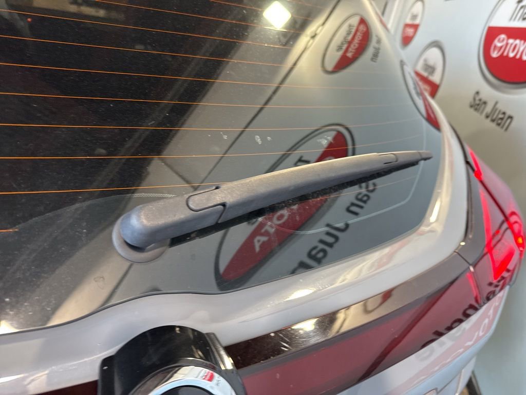 Used 2021 Nissan Kicks SV image 12