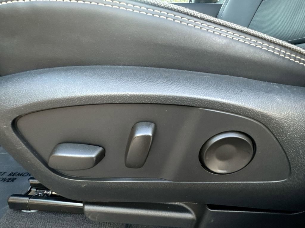 Used 2025 GMC Sierra EV Denali image 14