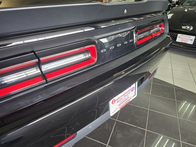 Used 2019 Dodge Challenger SXT w/ Blacktop Package RWD image 24