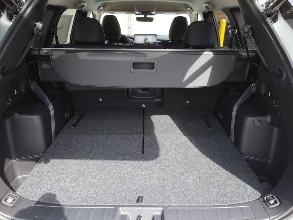 New 2025 Mitsubishi Outlander SE image 24