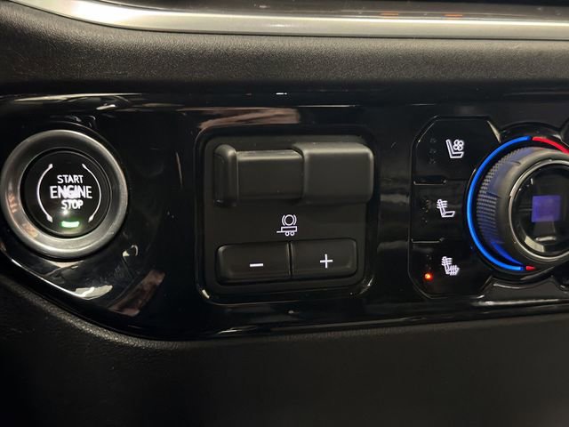 Used 2023 Chevrolet Silverado 1500 High Country w/ High Country Premium Package image 31