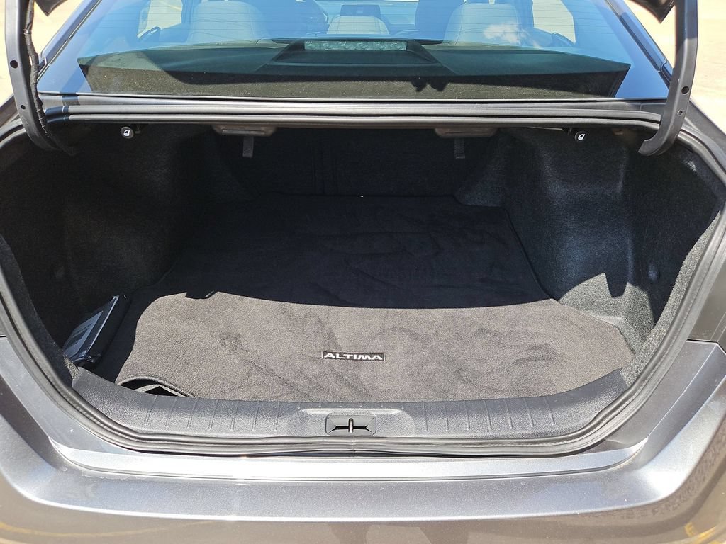 Used 2025 Nissan Altima 2.5 SV FWD image 29