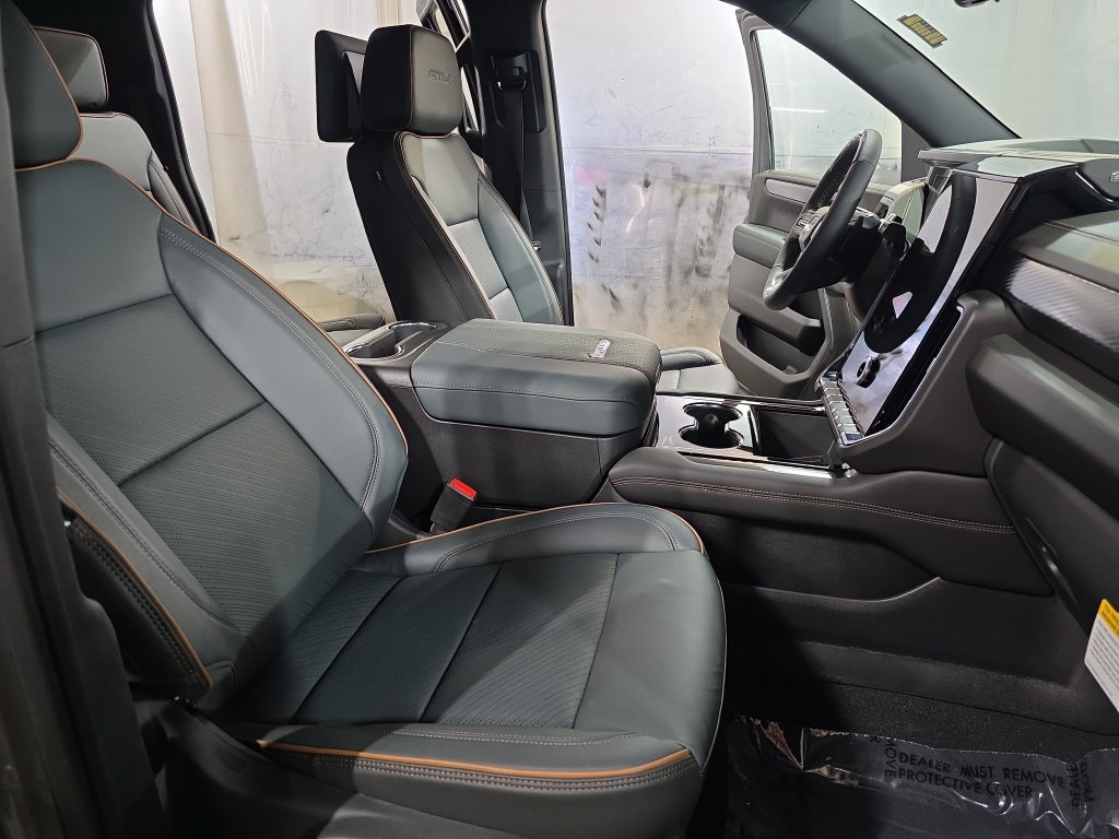New 2026 GMC Yukon XL AT4 w/ AT4 Premium Plus Package AWD/4WD image 10