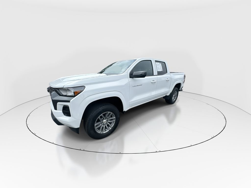 New 2025 Chevrolet Colorado LT RWD image 4