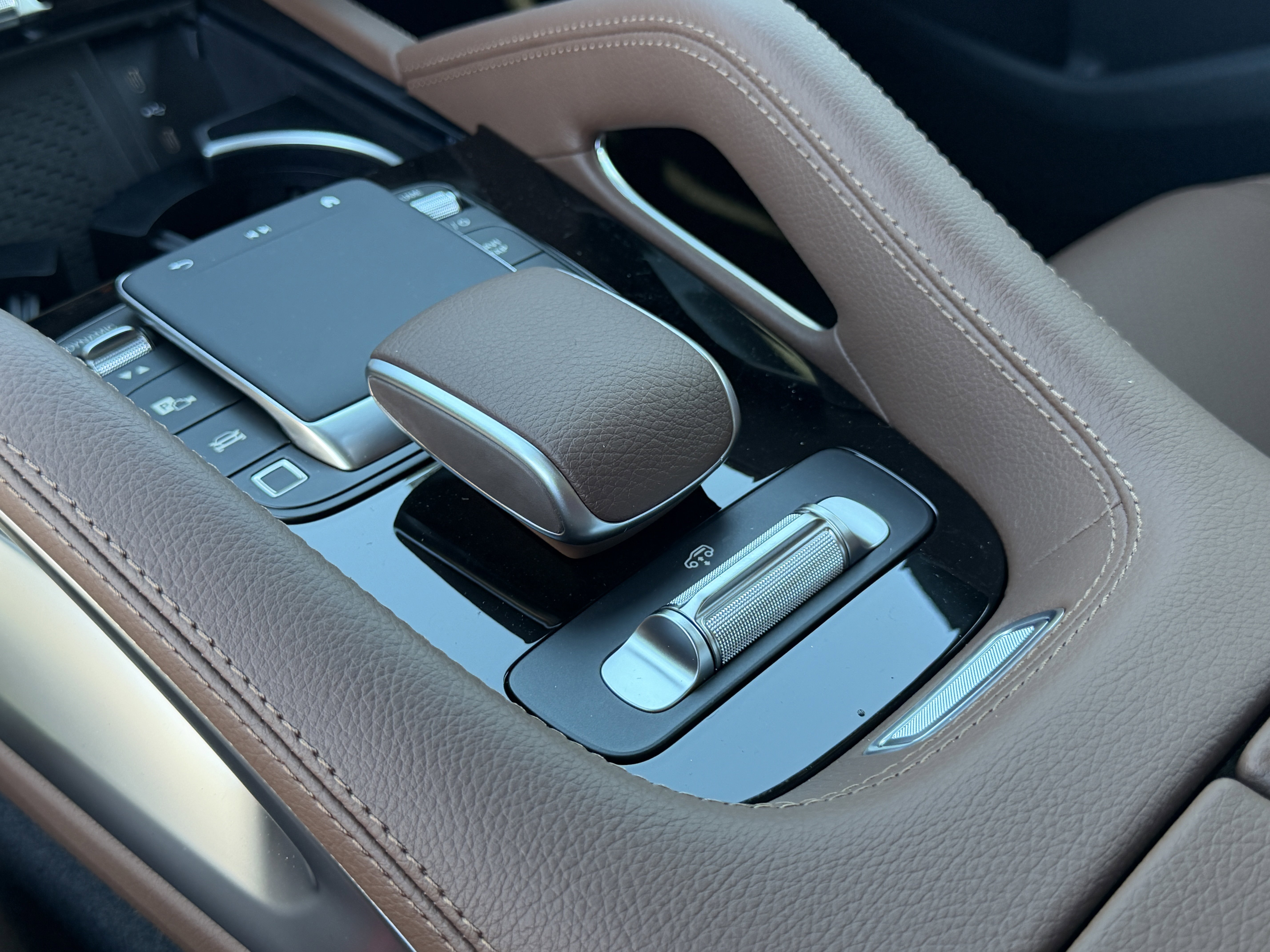 New 2026 Mercedes-Benz GLS 450 4MATIC image 30