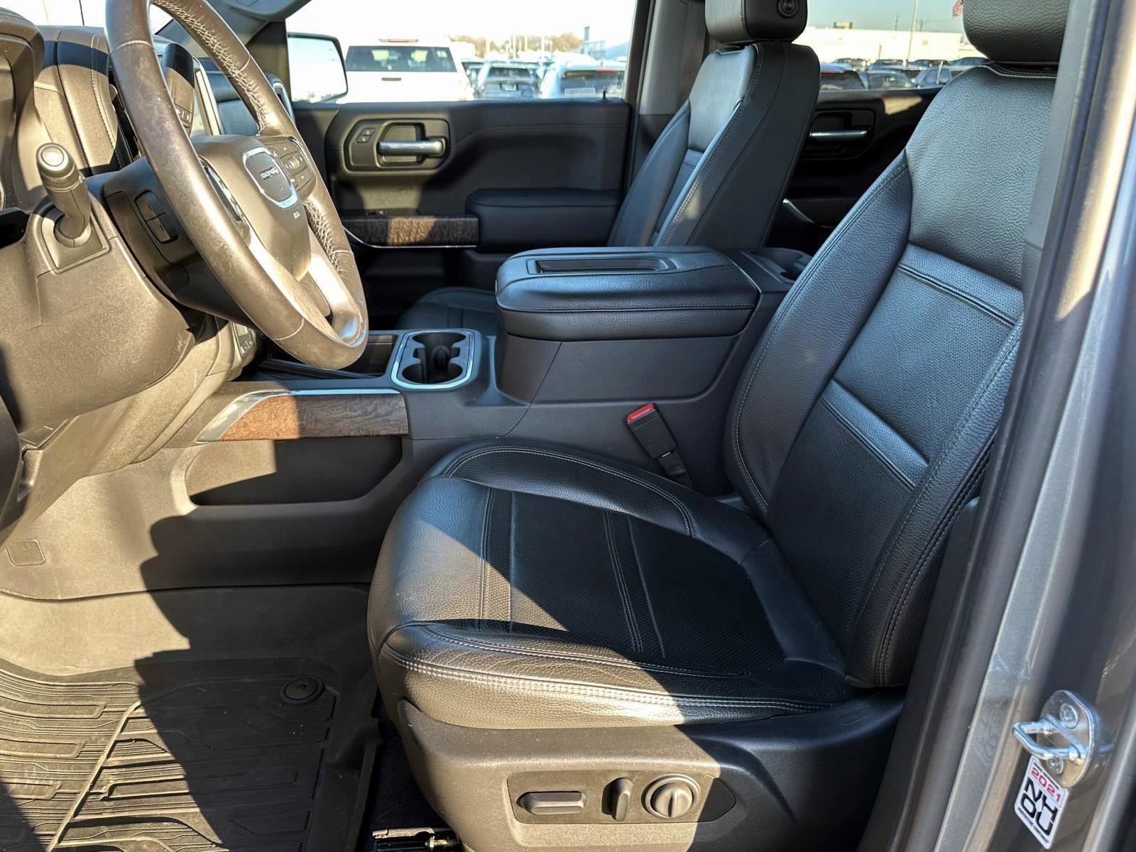 Used 2020 GMC Sierra 1500 Denali w/ Driver Alert Package II image 18