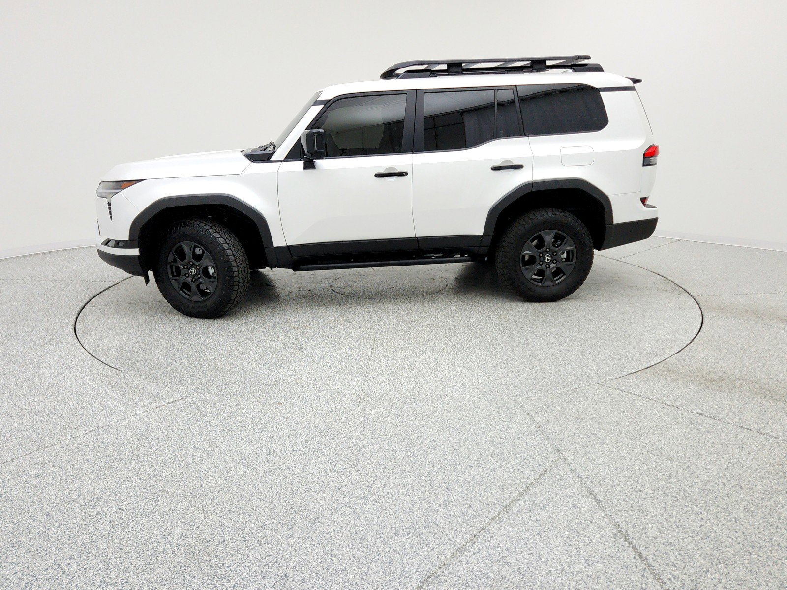 Used 2025 Lexus GX 550 w/ Accessory Package (32) image 8