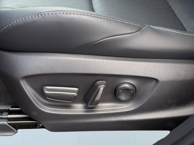 New 2026 Subaru Solterra AWD/4WD image 16