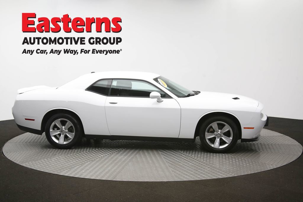 Used 2022 Dodge Challenger SXT image 43