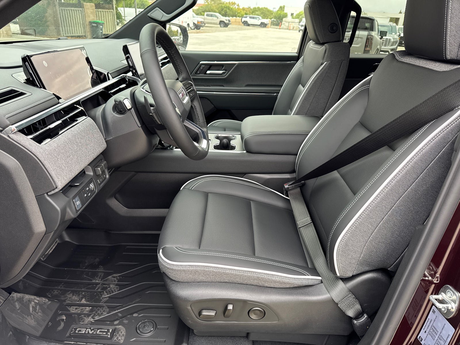 Used 2026 GMC Sierra EV Elevation AWD/4WD image 26