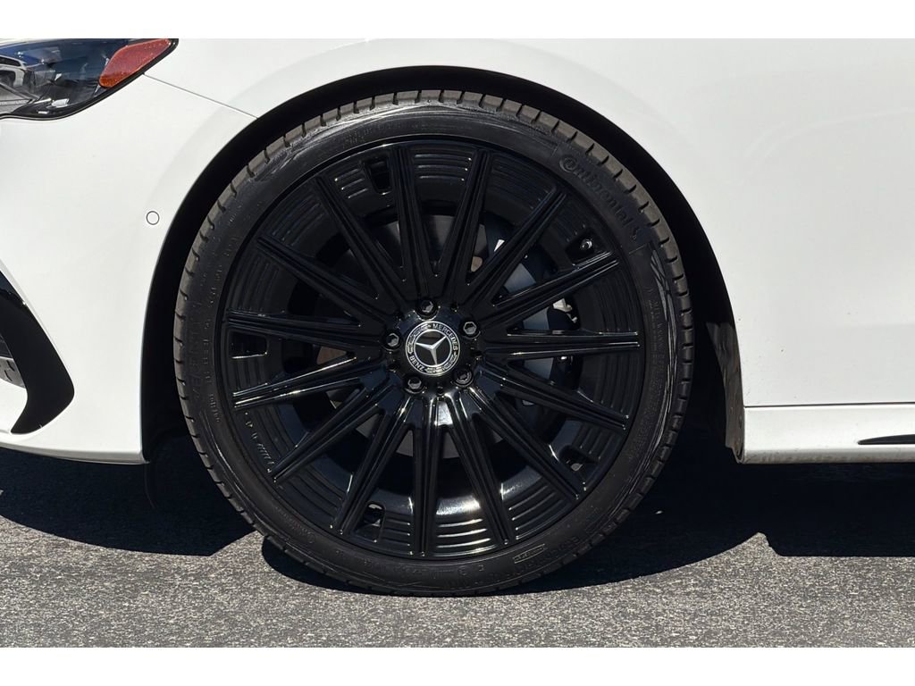 Used 2025 Mercedes-Benz E 350 Sedan image 32