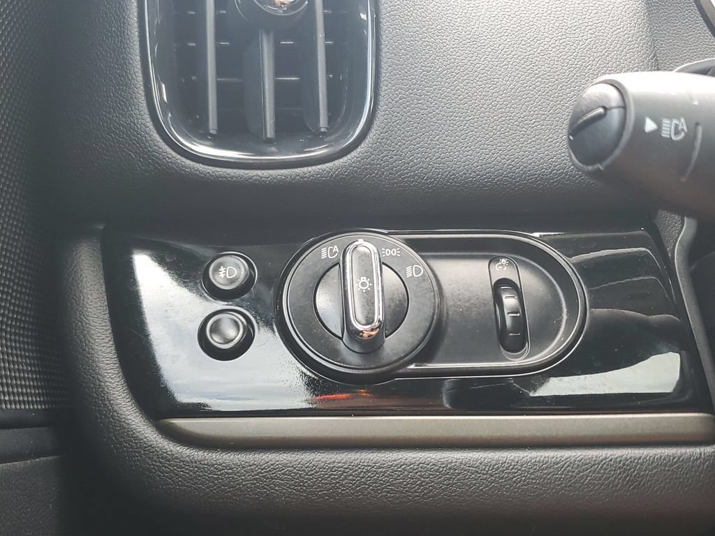 Used 2022 MINI Cooper Countryman FWD image 21
