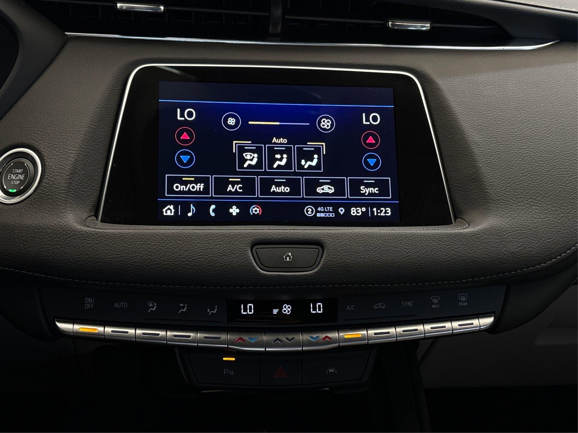 Certified 2023 Cadillac XT4 Luxury w/ Driver Awareness Package image 28