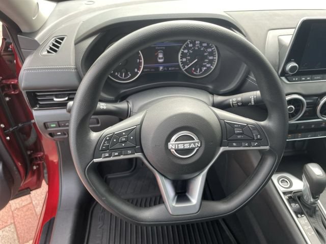 Used 2024 Nissan Sentra SV FWD image 14