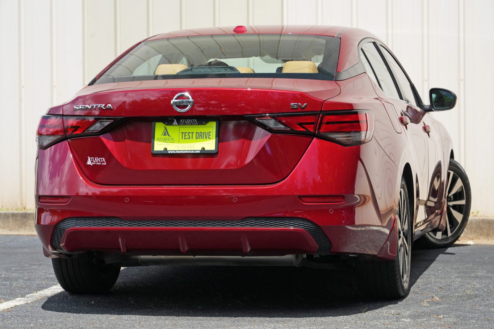 Used 2023 Nissan Sentra SV w/ SV Premium Package FWD image 4