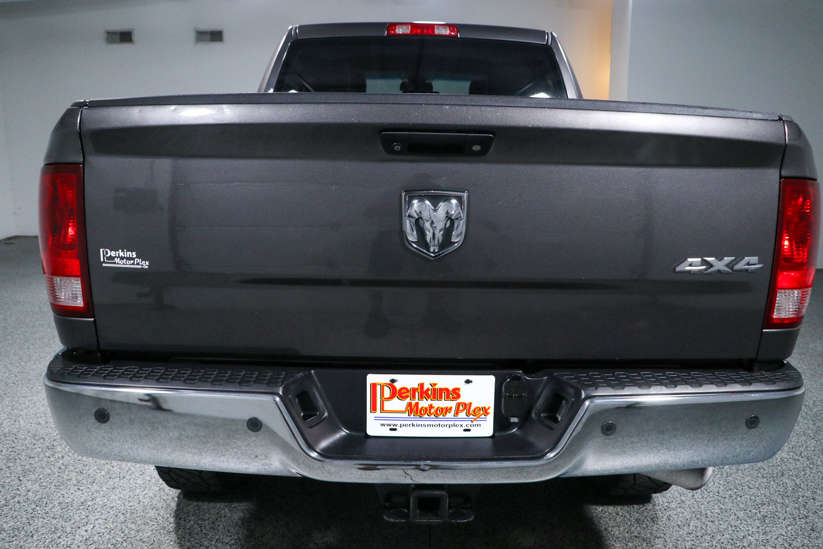 Used 2015 RAM 2500 Tradesman w/ Chrome Appearance Group AWD/4WD image 8