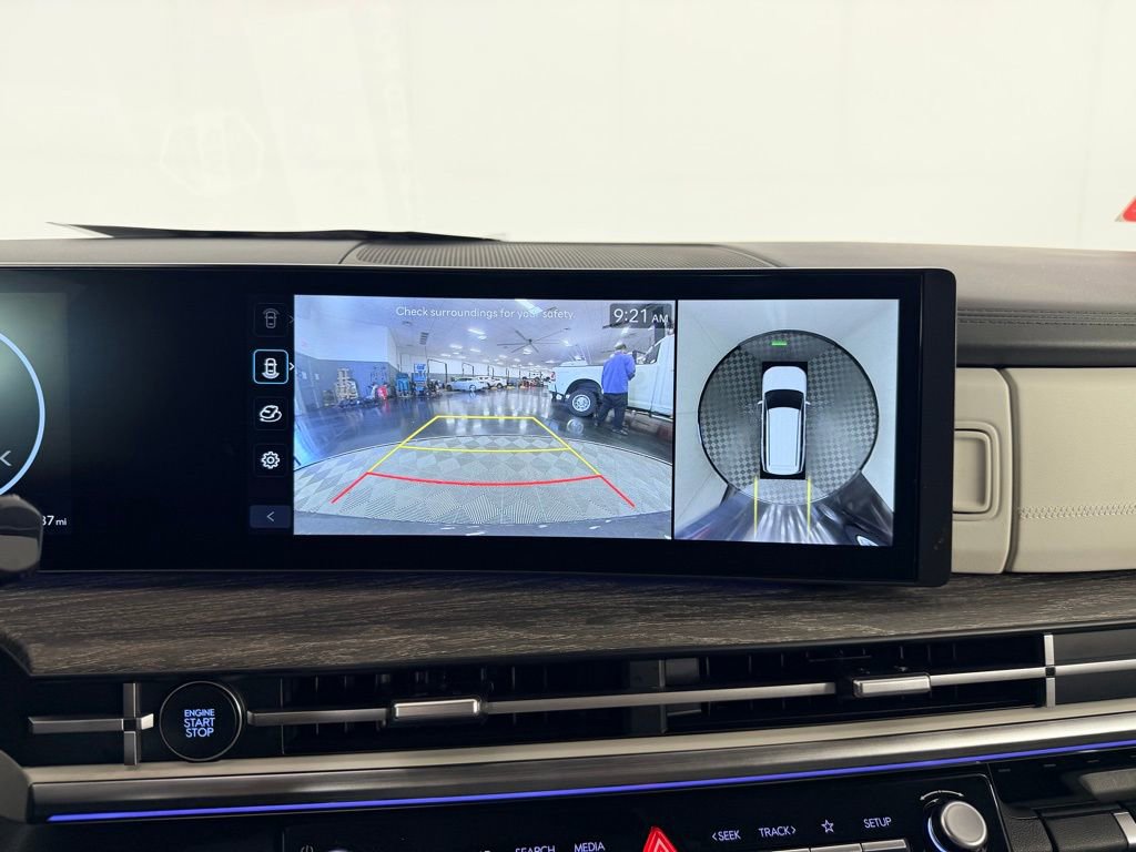 Used 2025 Hyundai Santa Fe Calligraphy AWD/4WD image 21