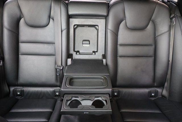 Used 2021 Volvo V60 T5 Cross Country w/ Climate Package image 37