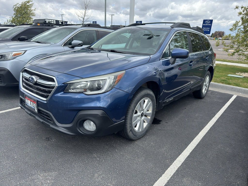 Used 2019 Subaru Outback 2.5i Premium AWD/4WD image 1