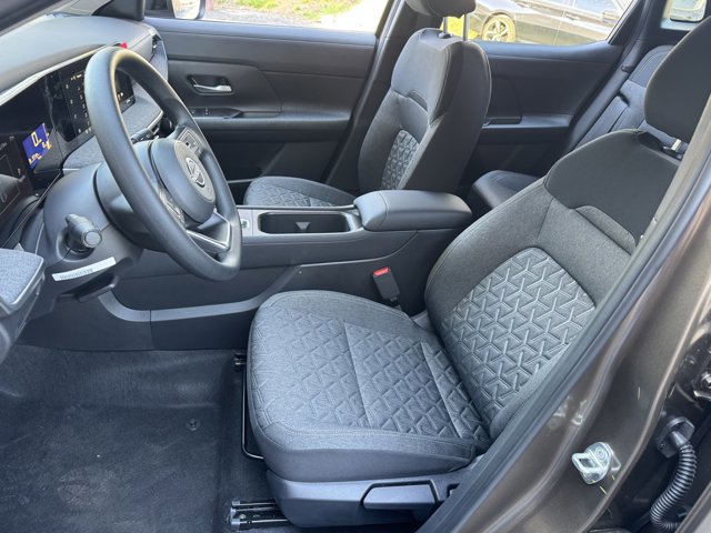 New 2026 Nissan Kicks SV w/ Cold Weather Package AWD/4WD image 17