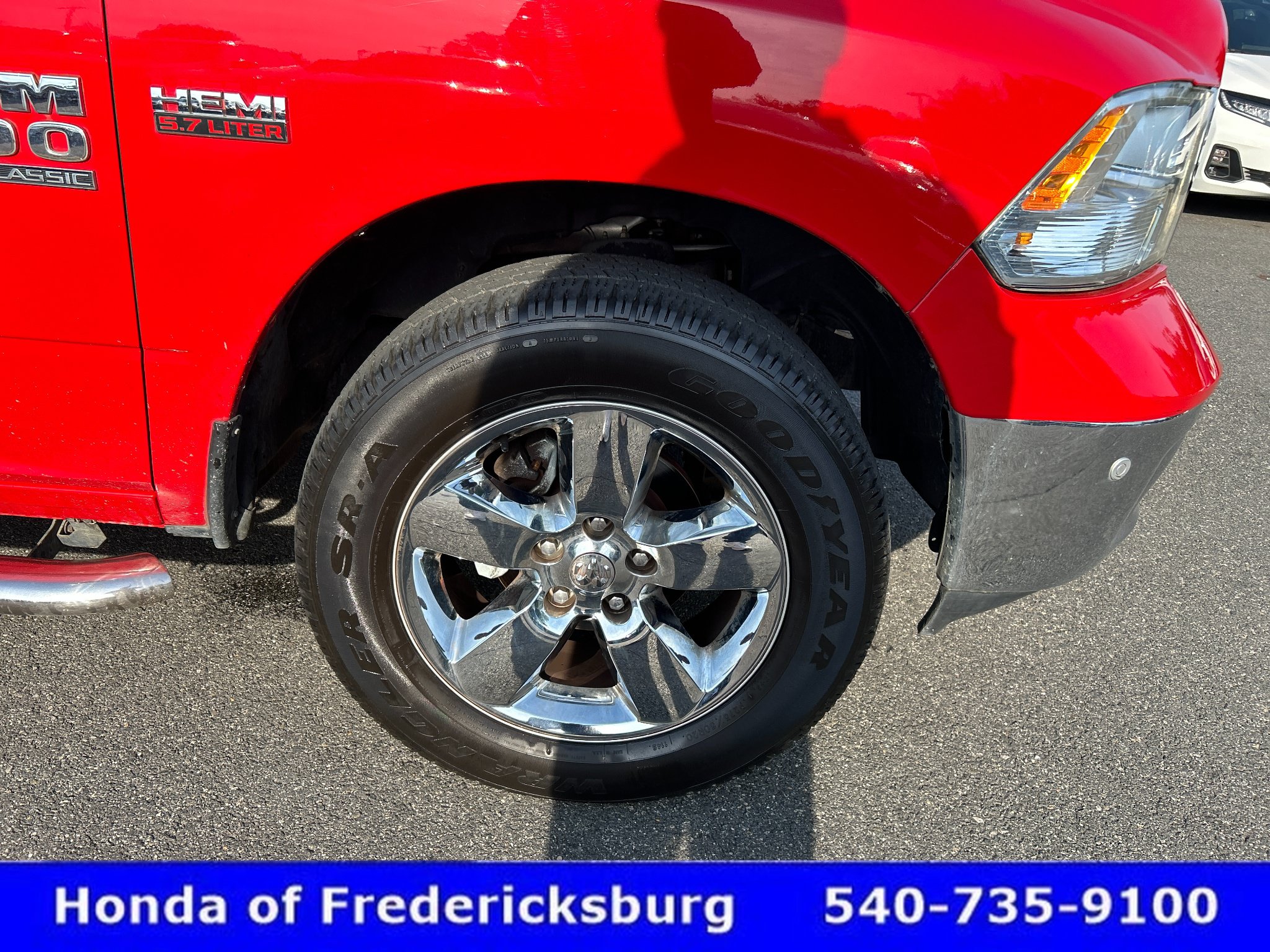 Used 2019 RAM 1500 Big Horn AWD/4WD image 30
