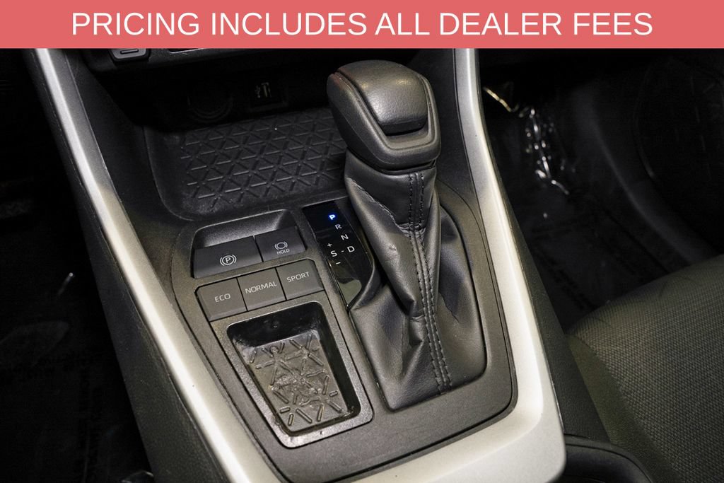 Used 2025 Toyota RAV4 XLE w/ Weather Package FWD image 16