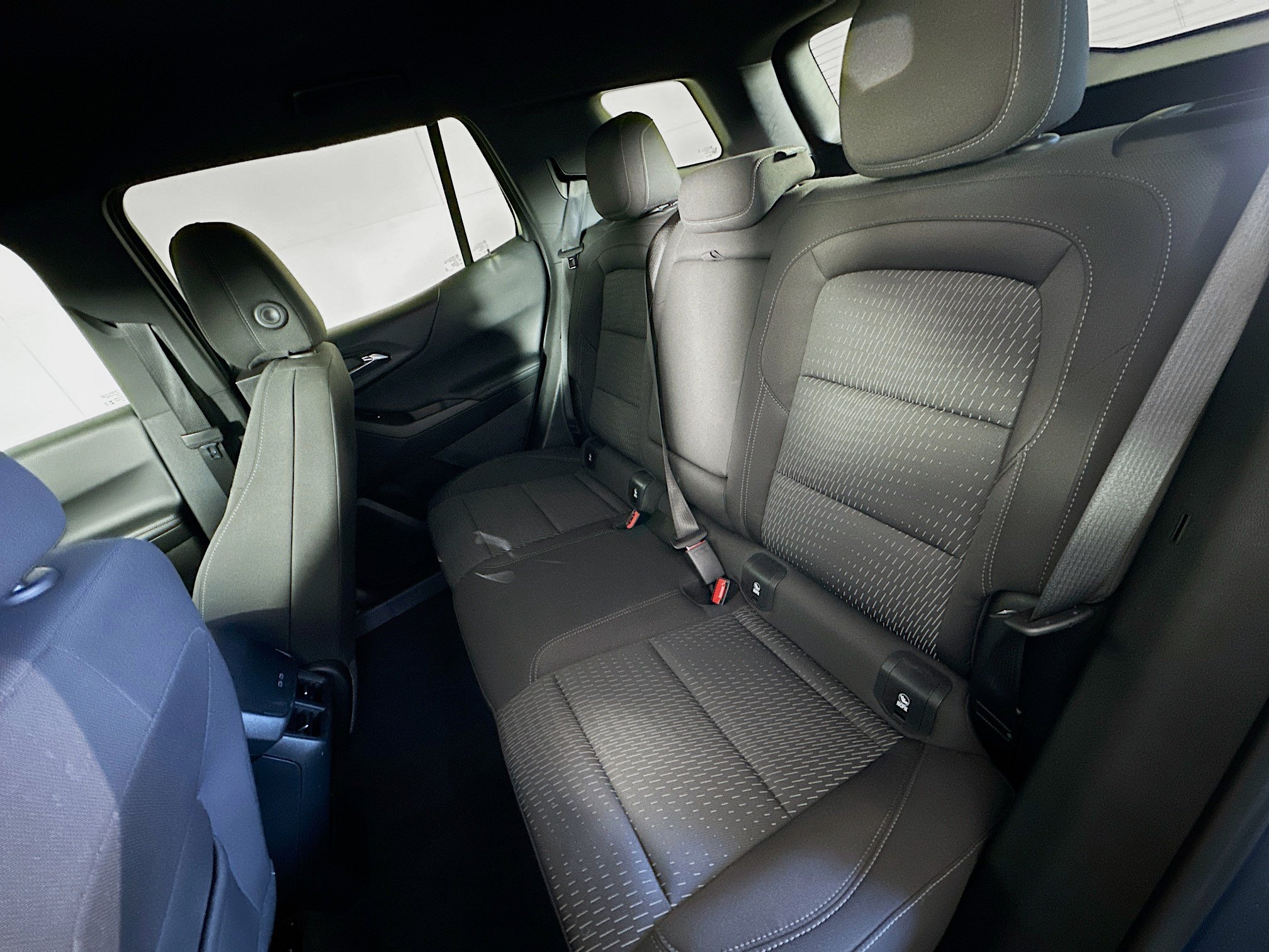 Used 2025 Chevrolet Equinox LT FWD image 25