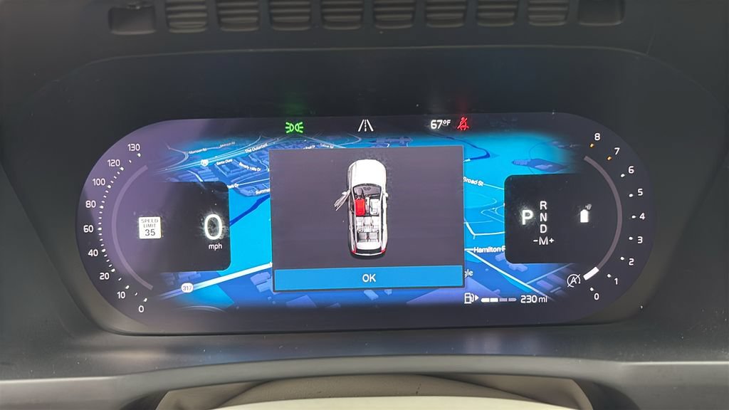 Certified 2024 Volvo XC90 B6 Plus AWD/4WD image 17
