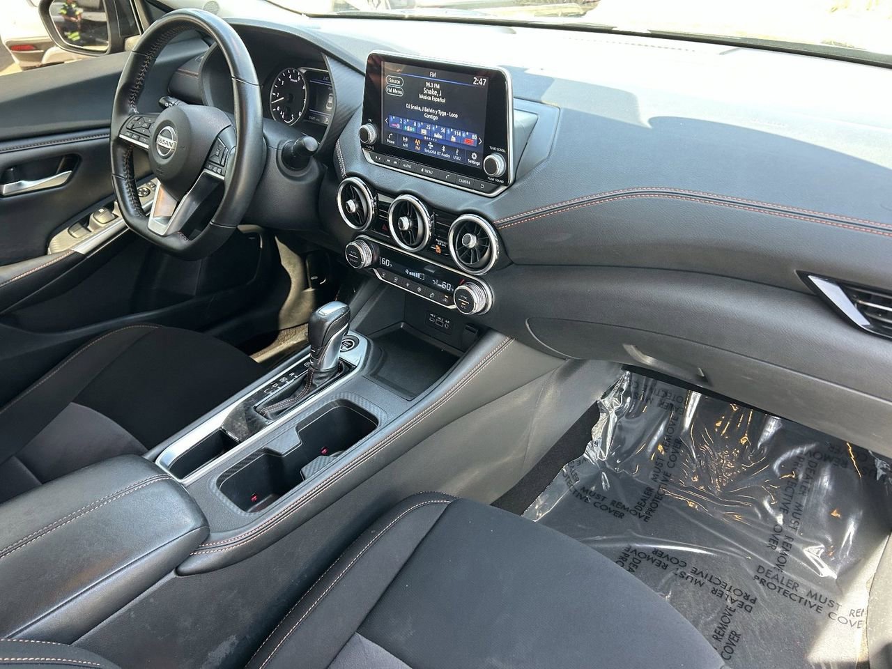 Certified 2022 Nissan Sentra SR w/ Midnight Edition image 9