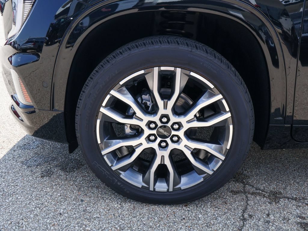 New 2027 GMC Acadia Denali Ultimate w/ LPO, Floor Liner Package AWD/4WD image 41