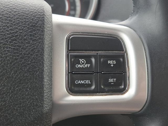 Used 2016 Dodge Journey SE w/ Flexible Seating Group image 10