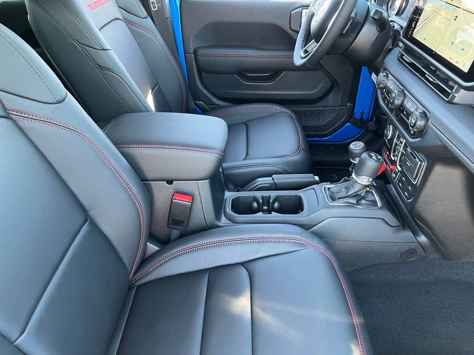 New 2025 Jeep Wrangler Unlimited Rubicon w/ Steel Bumper Group image 19