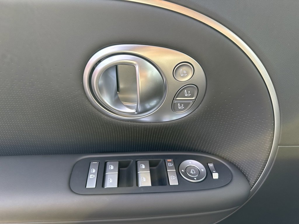 New 2026 Hyundai Ioniq 9 Calligraphy image 40