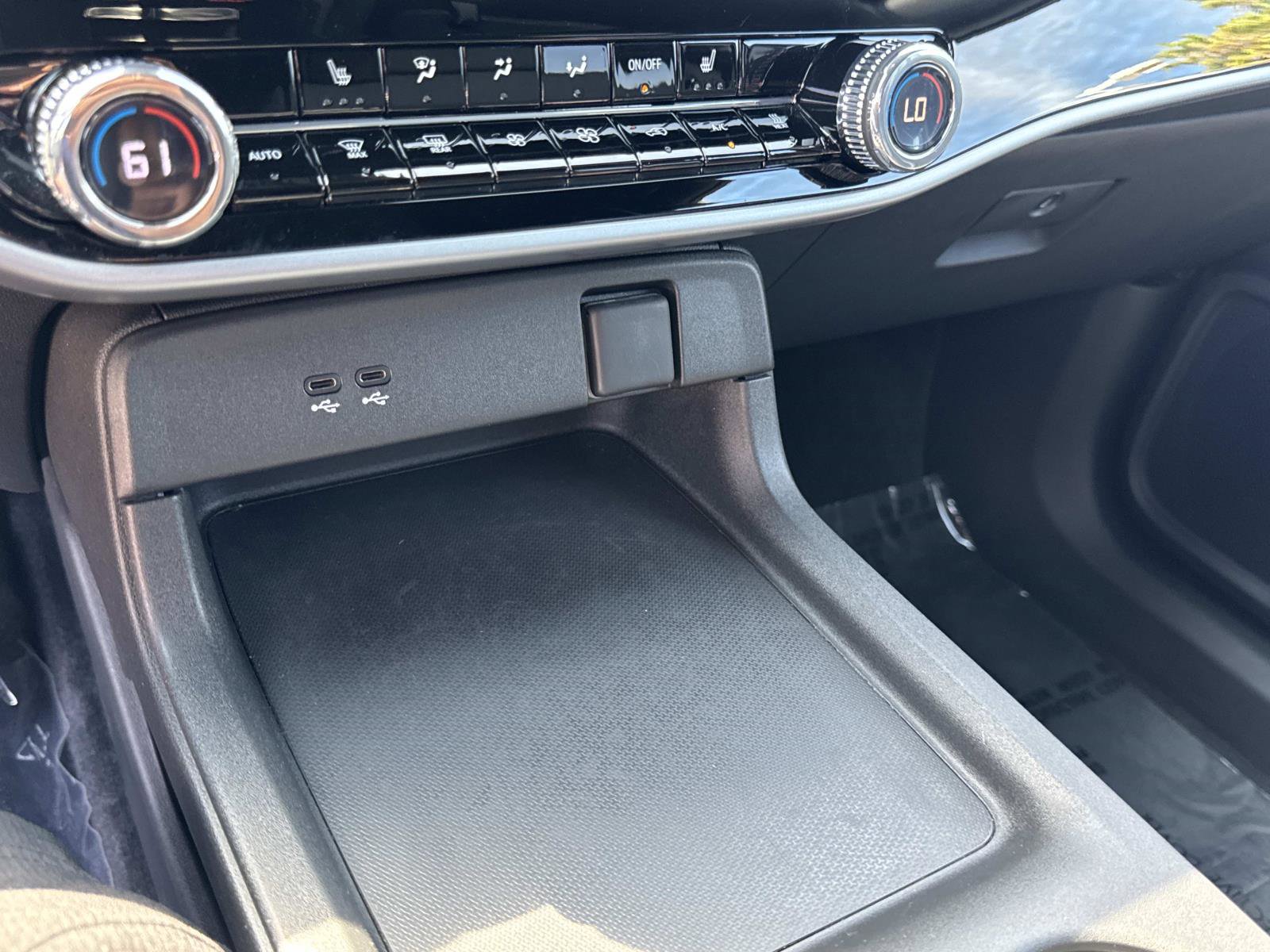 Used 2024 Honda Prologue EX image 24