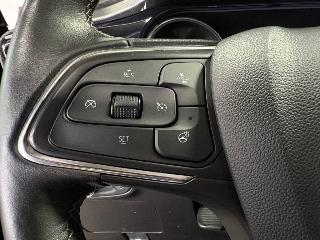 Used 2020 Buick Encore GX Essence w/ Experience Buick Package image 23