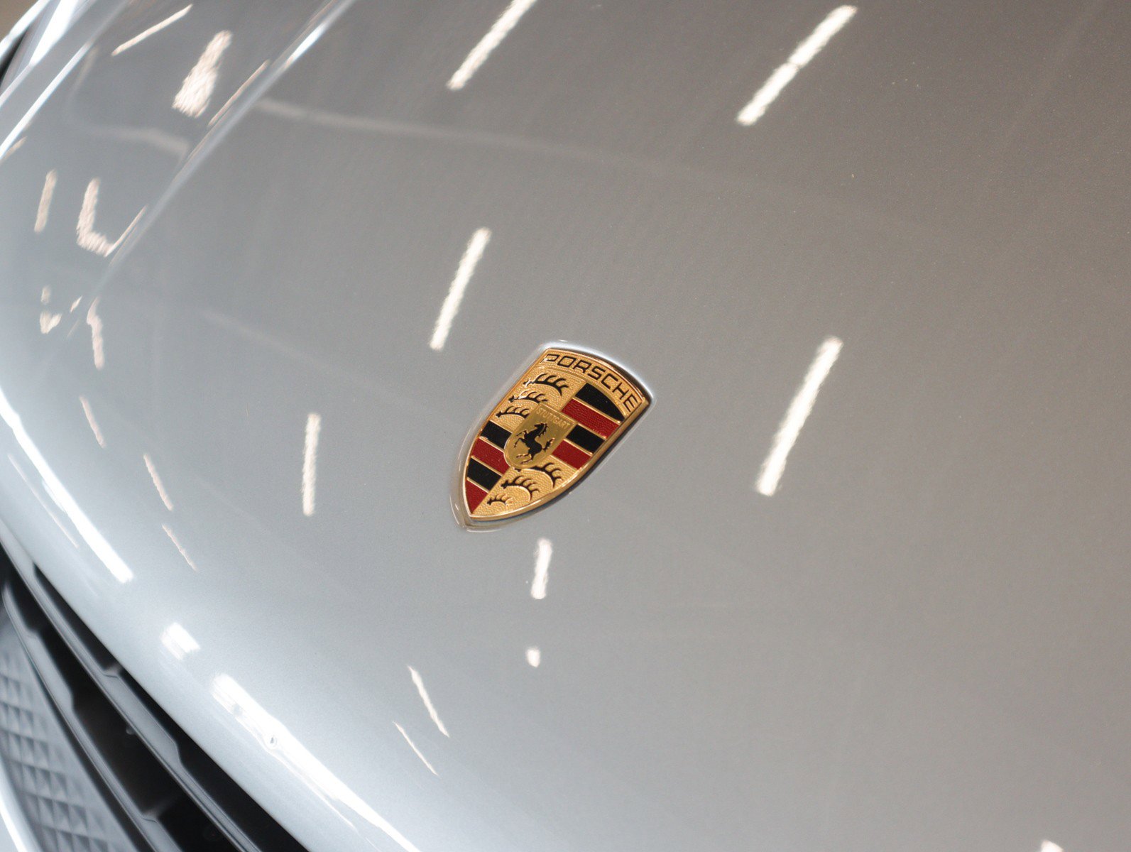 Certified 2022 Porsche Macan image 29