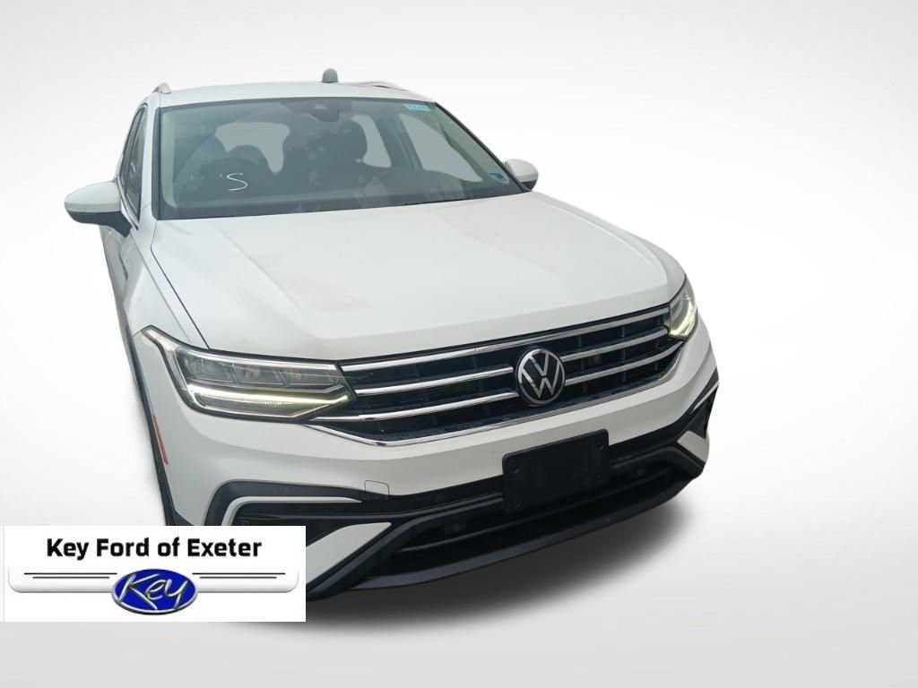 Used 2022 Volkswagen Tiguan SE FWD image 3